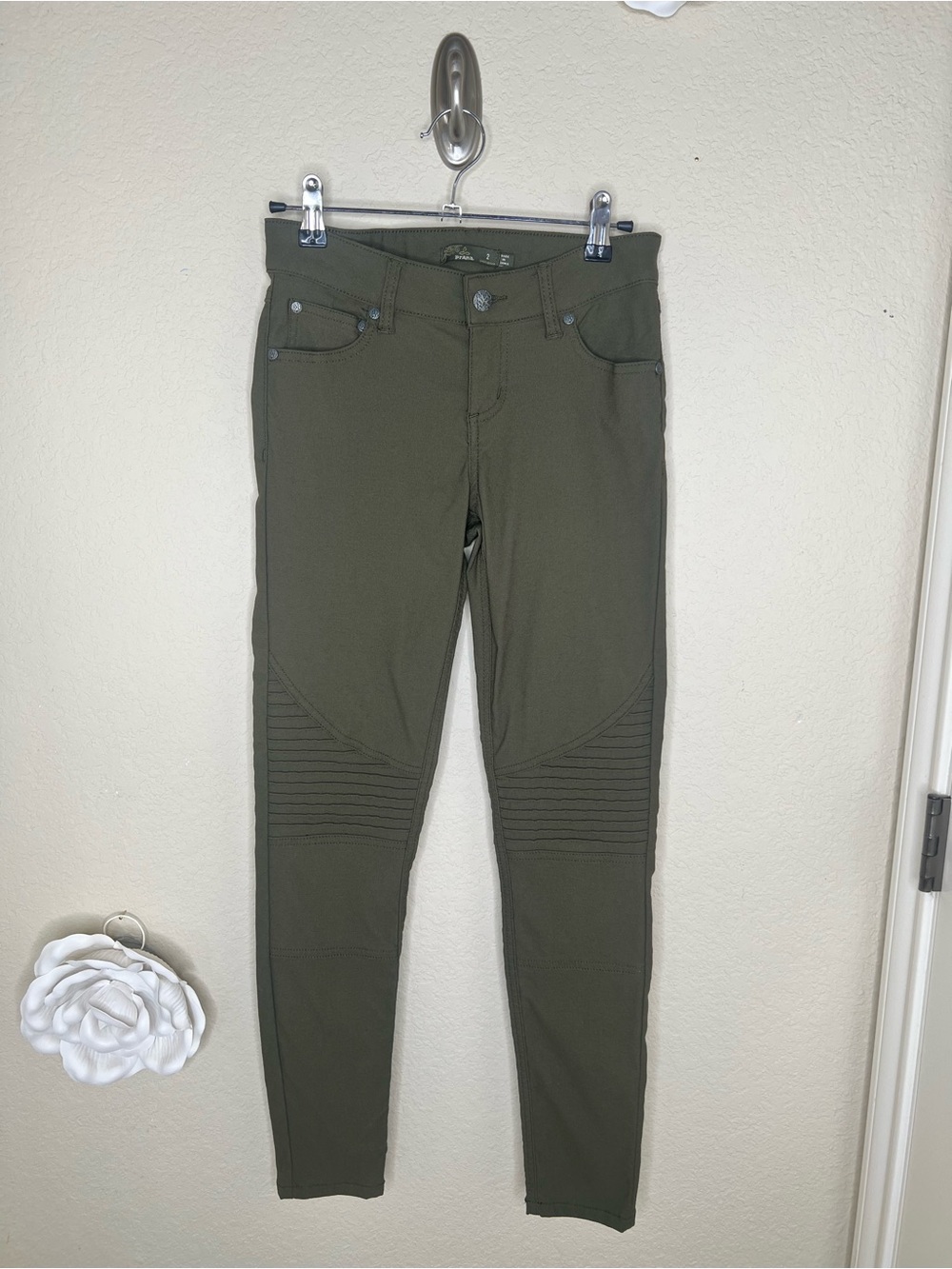 NTM: prAna Brenna Moto Pants Olive Green Size 2 Short Inseam